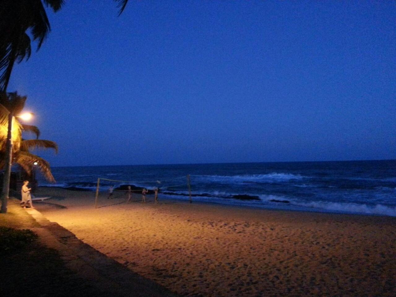 Coconut Grove Beach Resort Elmina Exteriör bild